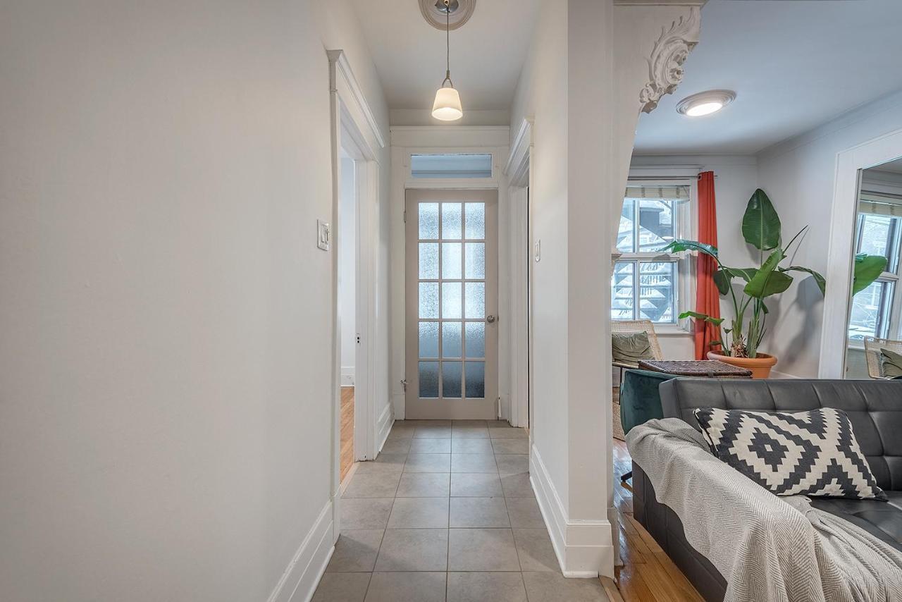 Luxurious Downtown Gem+pets Ok+parking Apartment