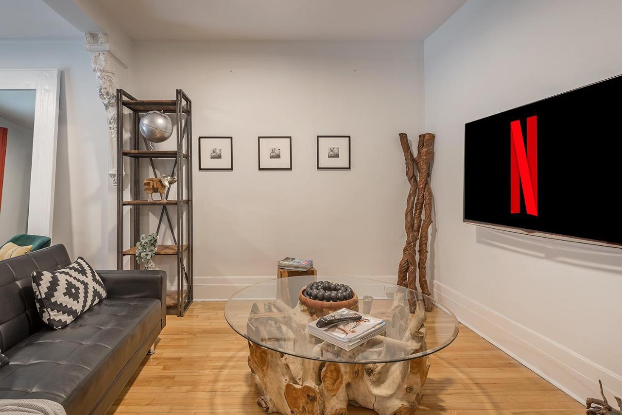 Luxurious Downtown Gem+pets Ok+parking Apartment Montreal